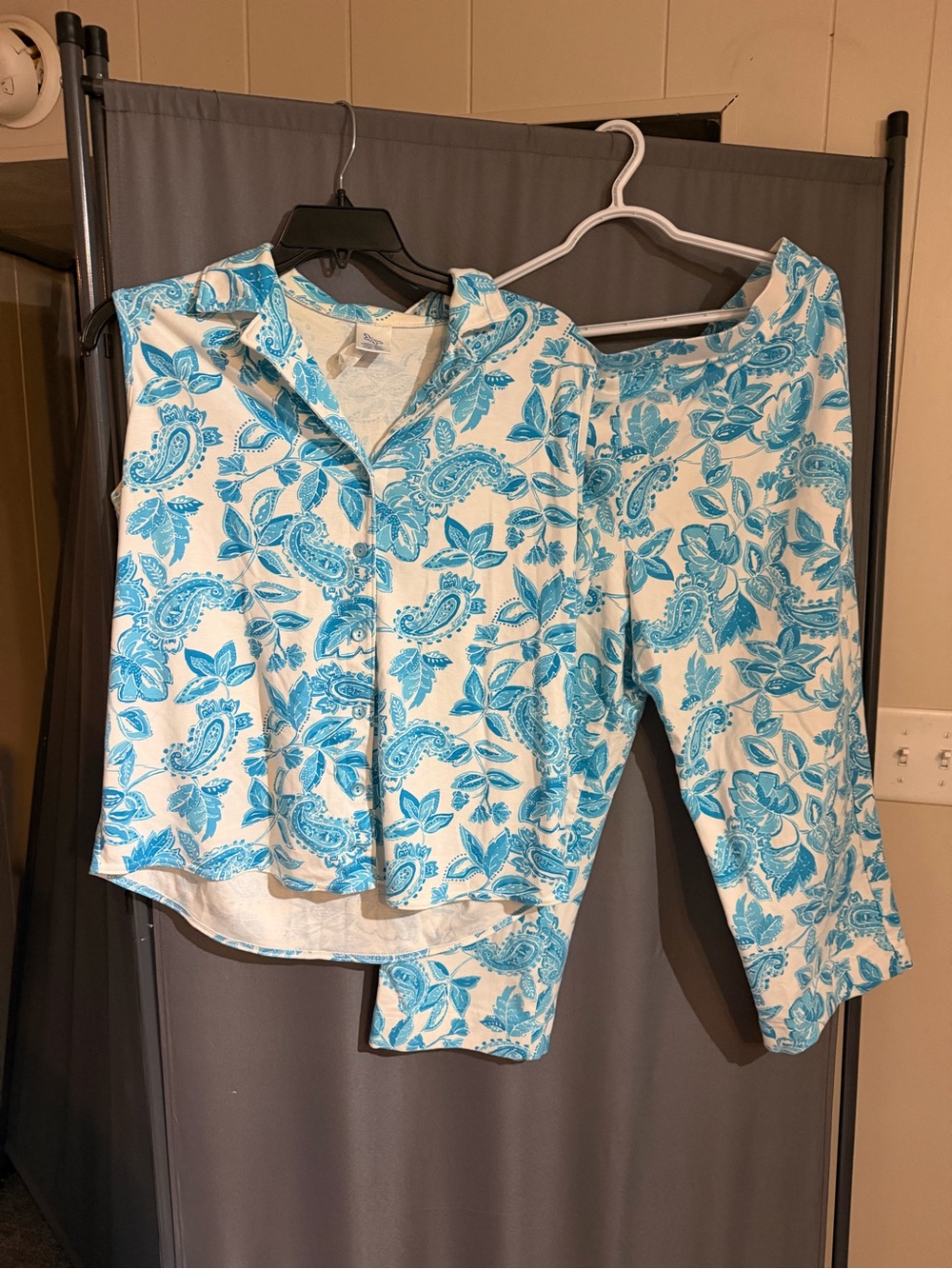 Blue Paisley Womenโs Lounge Set - Button-Up Top & Pants